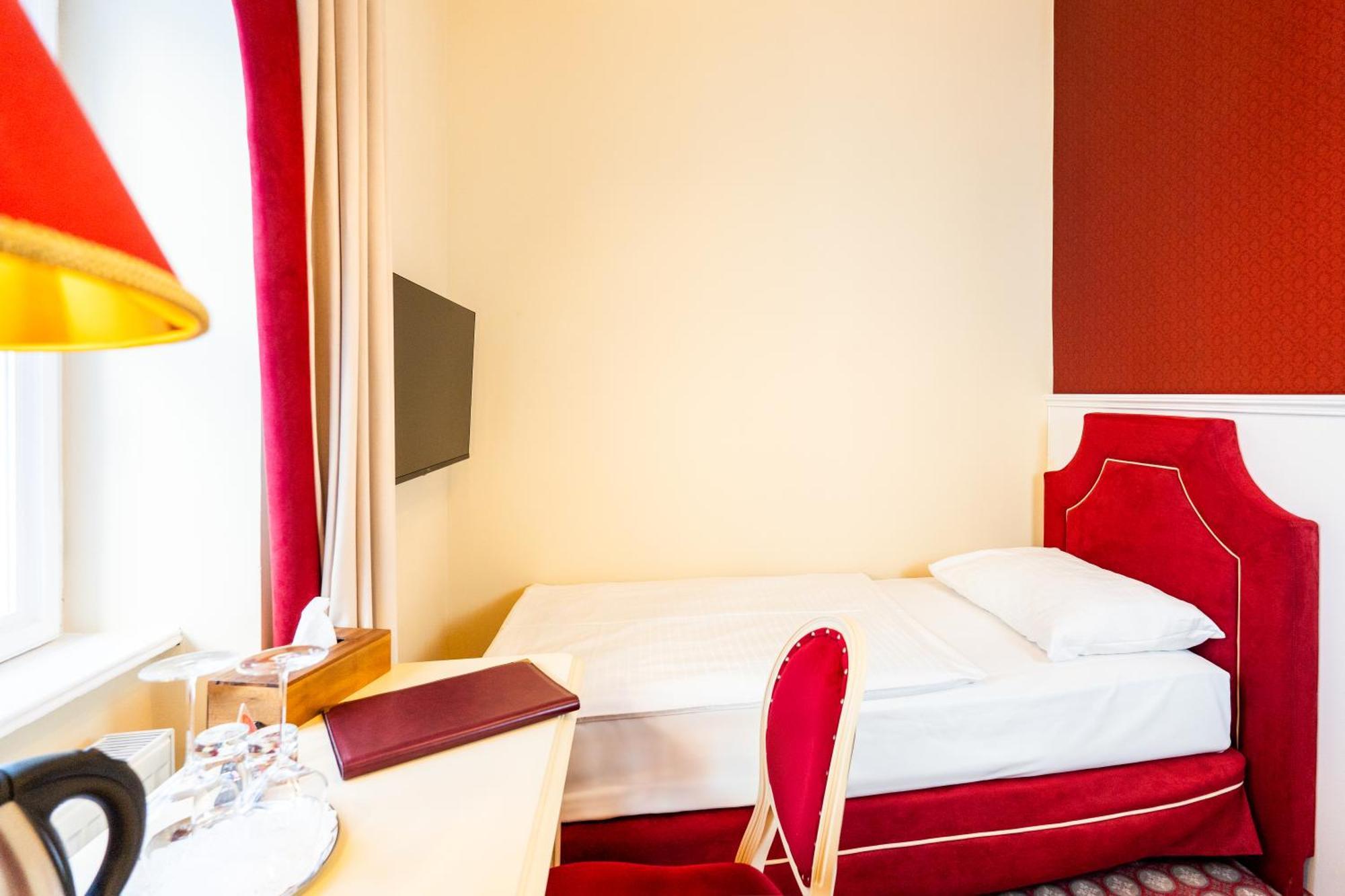 Aviano Boutique Hotel Vienna Exterior photo